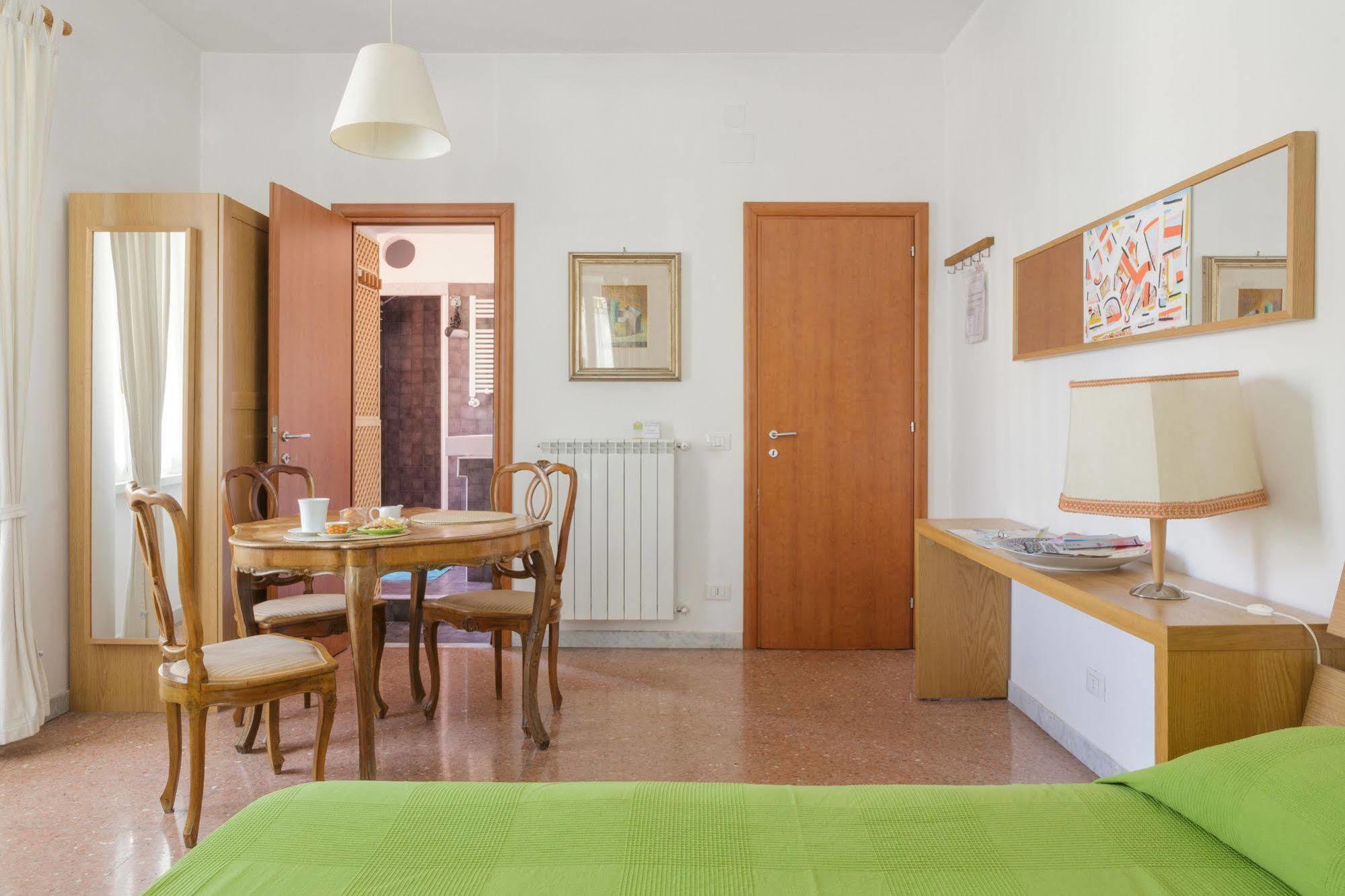 Domus Manlii 3*